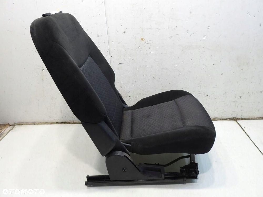 FOTEL ŚRODKOWY TYŁ II RZĄD FORD GALAXY MK2 - 8