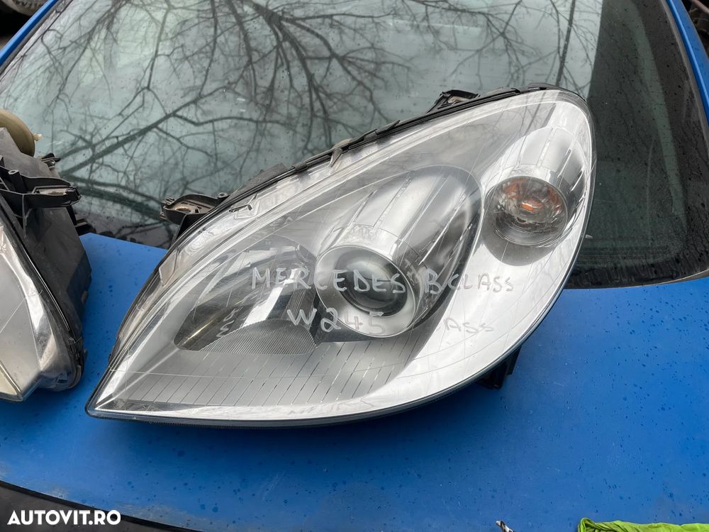 Far stanga/Far dreapta halogen Mercedes Benz B Class W245 2007 - 3