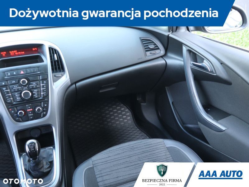 Opel Astra - 10