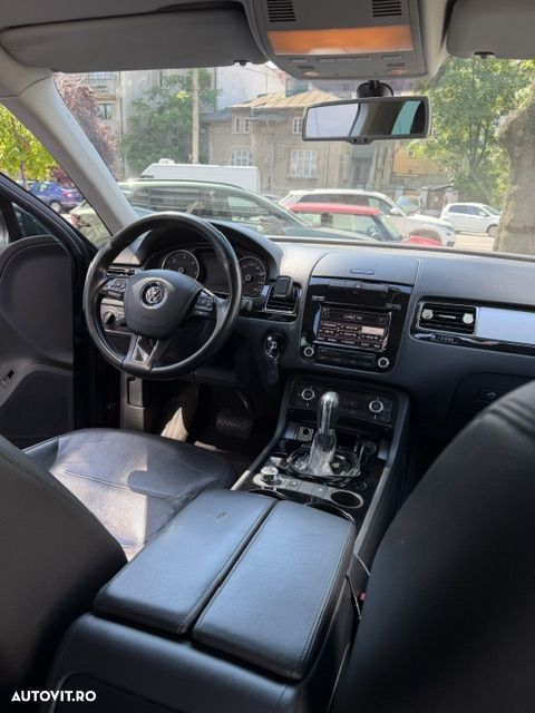 Volkswagen Touareg 3.0 V6 TDI BMT - 10