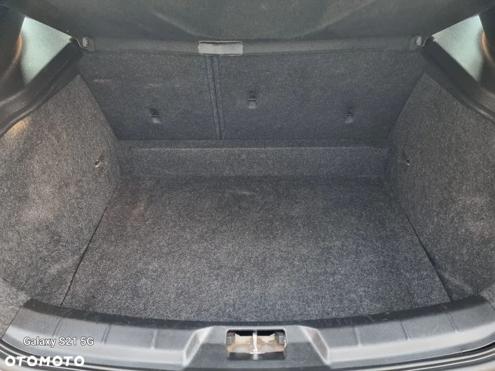 Volvo V40 D4 Kinetic - 16