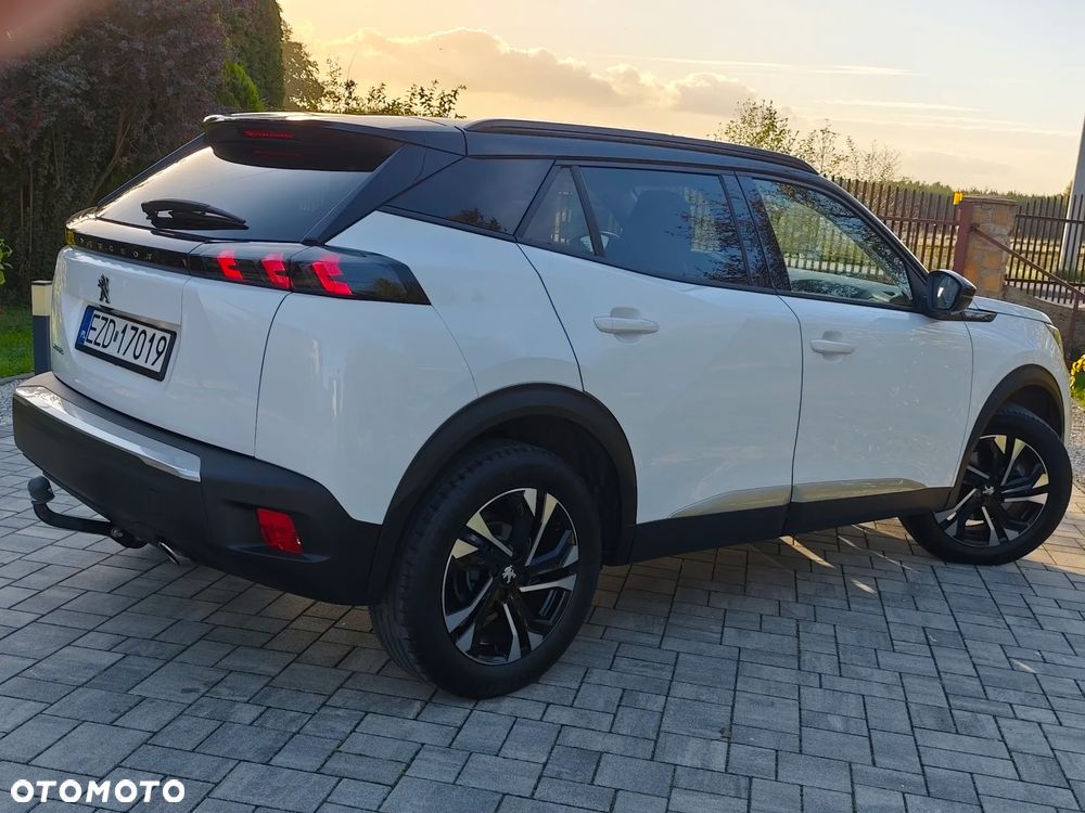 Peugeot 2008 1.5 BlueHDi Allure S&S EAT8 - 6