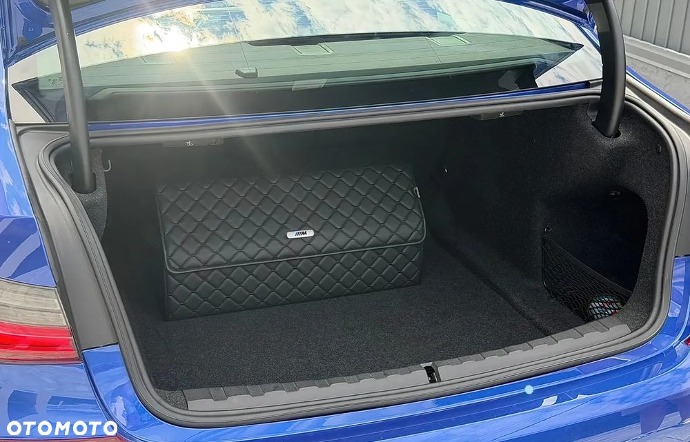 BMW Seria 3 330i xDrive Edition M Sport Shadow - 7