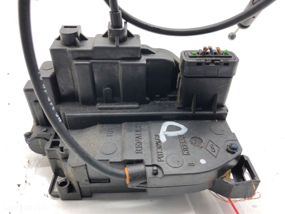 ZAMEK DRZWI PRAWY PRZÓD  RENAULT MASTER III Skrzynia (FV) 2010 - 2022 2.3 dCi 165 FWD (FV0P, FV0U, - 3