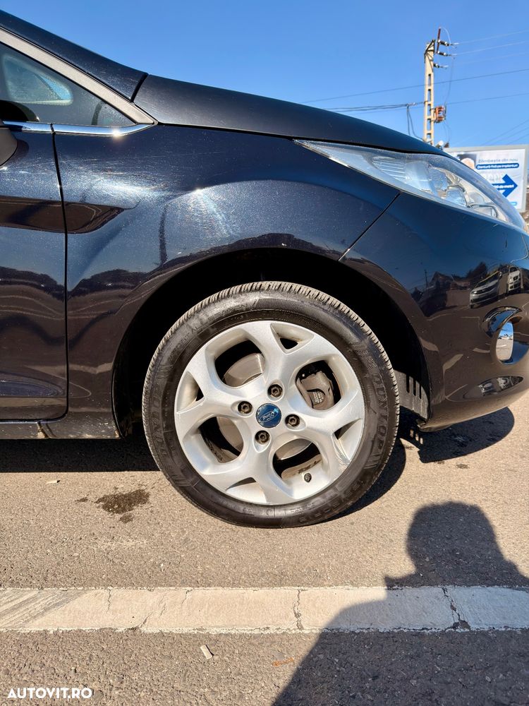 Ford Fiesta - 8