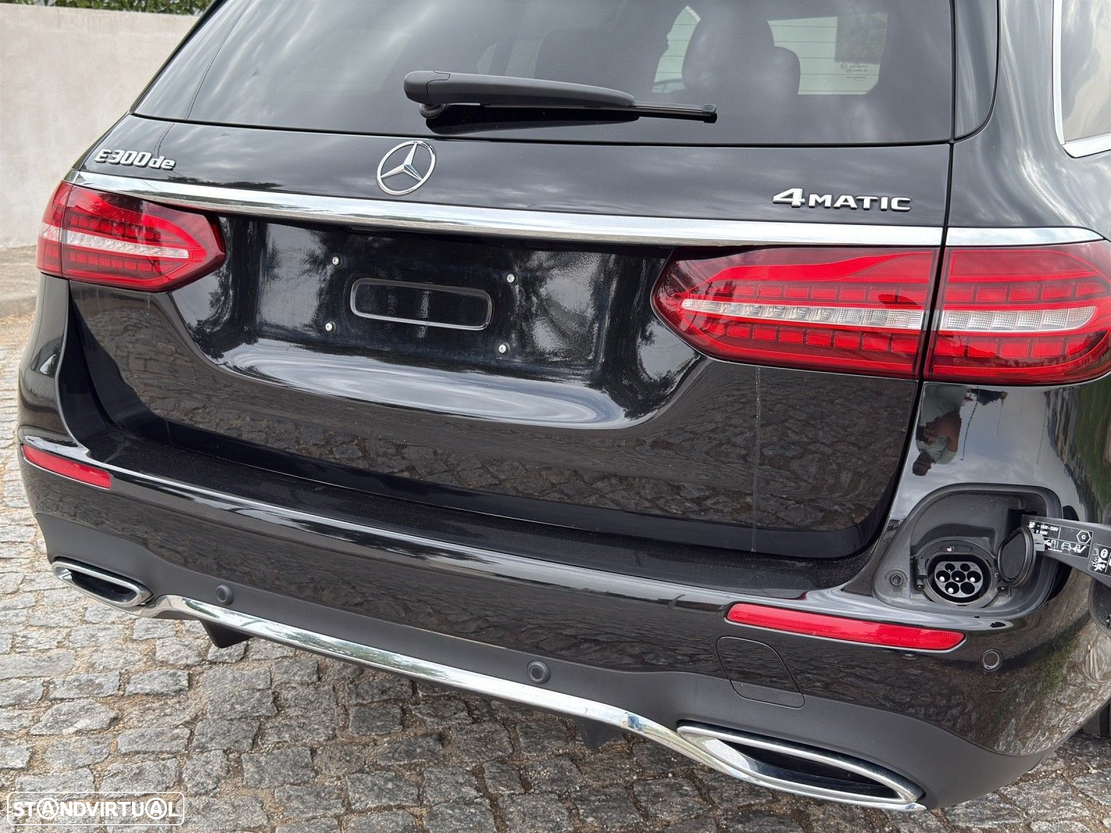 Mercedes-Benz E 300 de AMG Line - 21