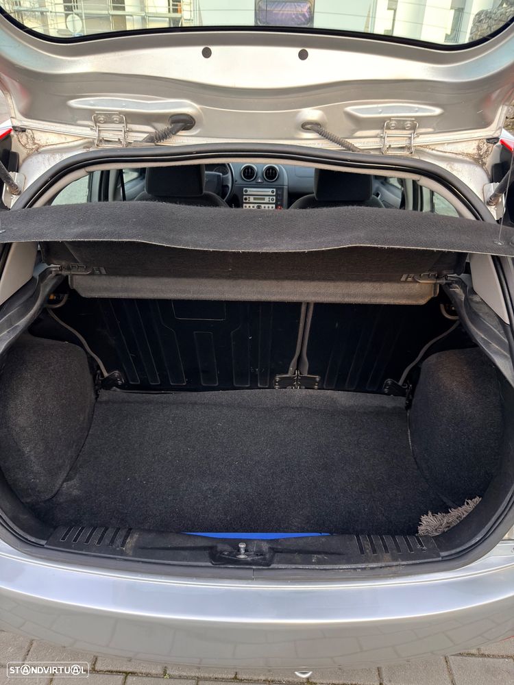 Ford Fiesta 1.25 First Edition - 13