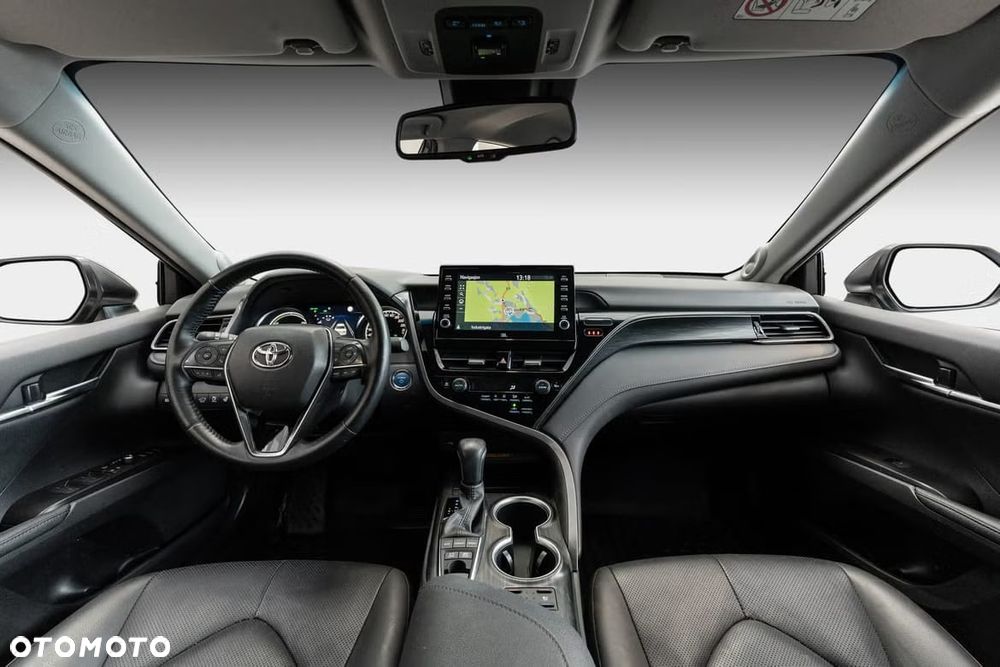 Toyota Camry 2.5 Hybrid Comfort CVT - 18