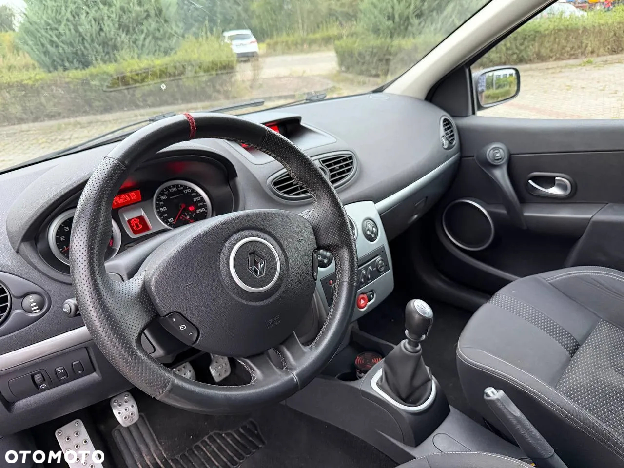 Renault Clio 2.0 16V Sport - 6