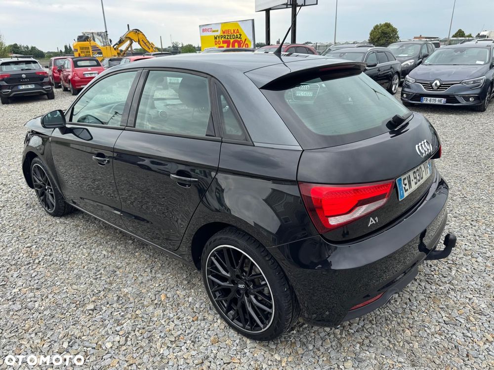 Audi A1 Sportback 1.6 TDI Design S tronic - 30