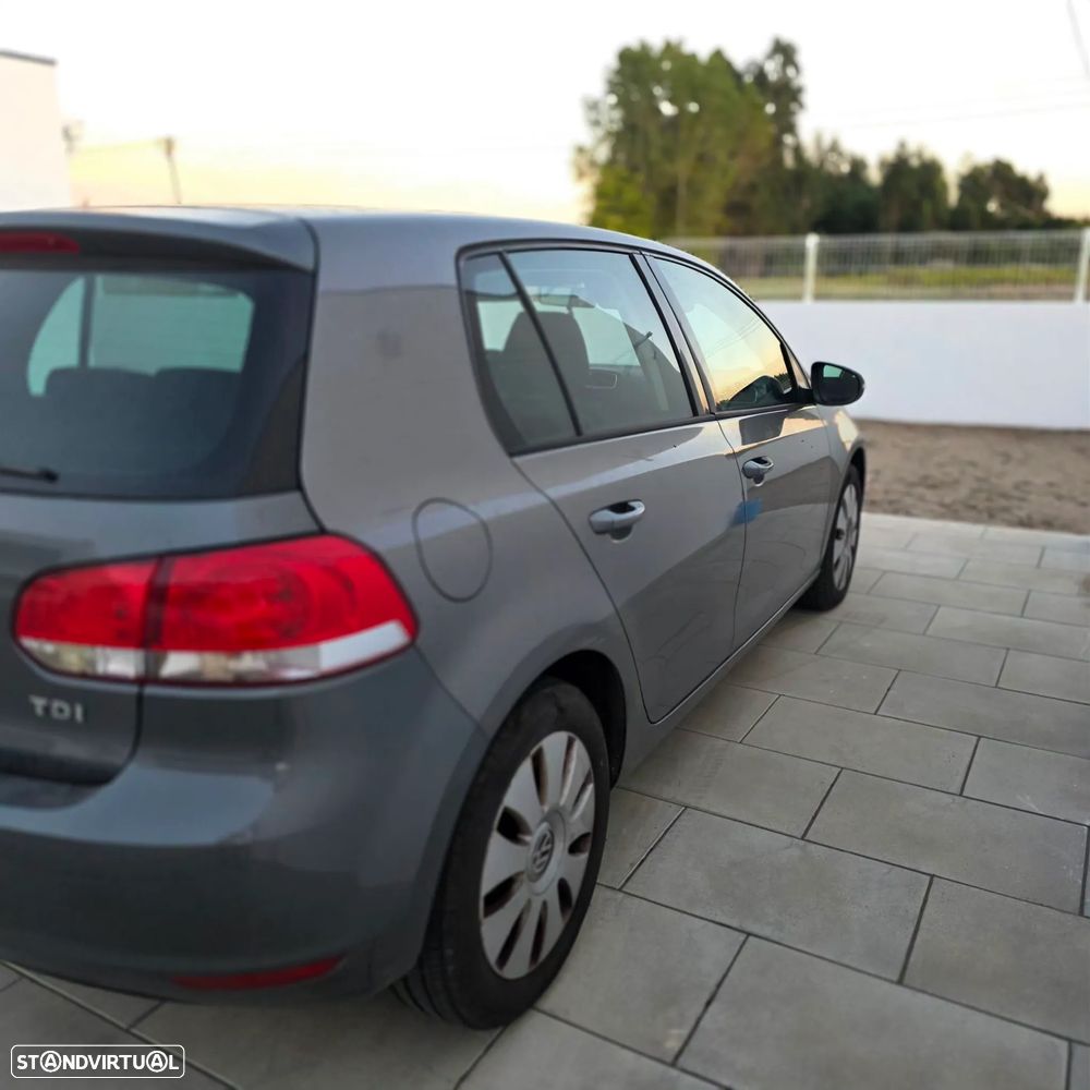 VW Golf 1.6 TDi Confortline - 2