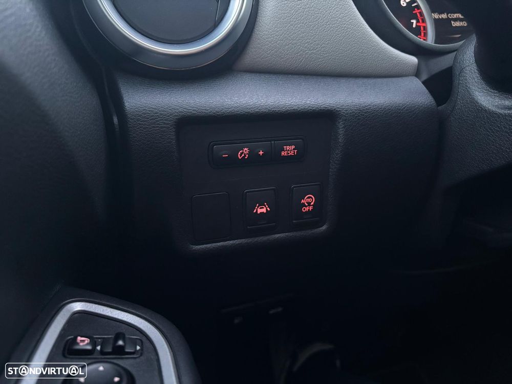 Nissan Micra 0.9 IG-T BOSE Limited Edition S/S - 18