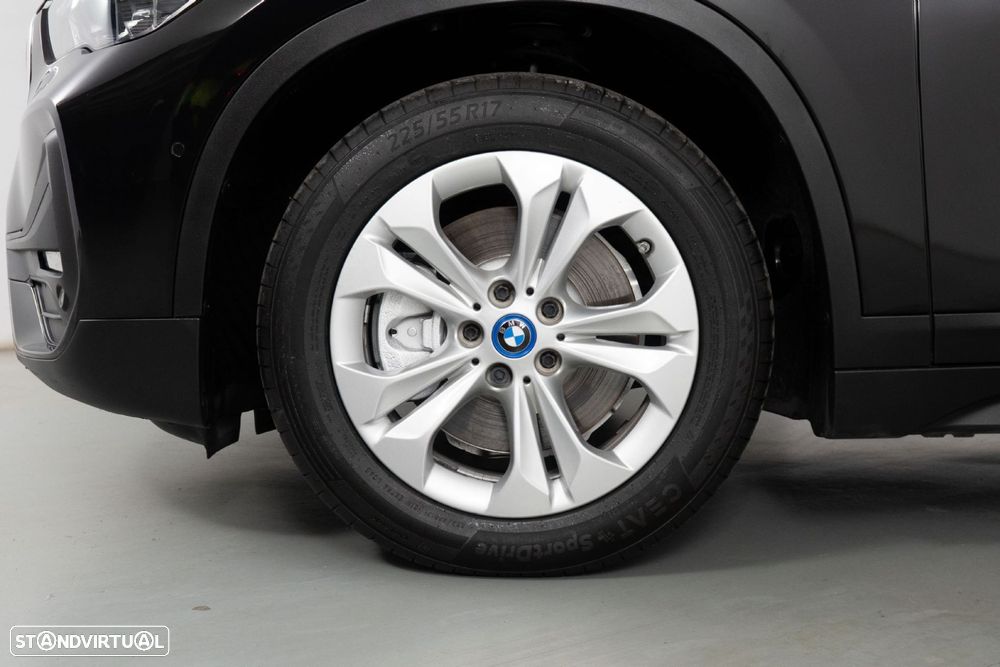 BMW X1 25 e xDrive Corporate Edition - 19