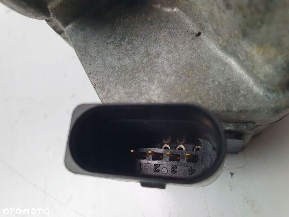PRZEPUSTNICA Audi A4 B7 VW Golf V Passat B6 2.0 TDI 03G128067C A2C5309981 - 12