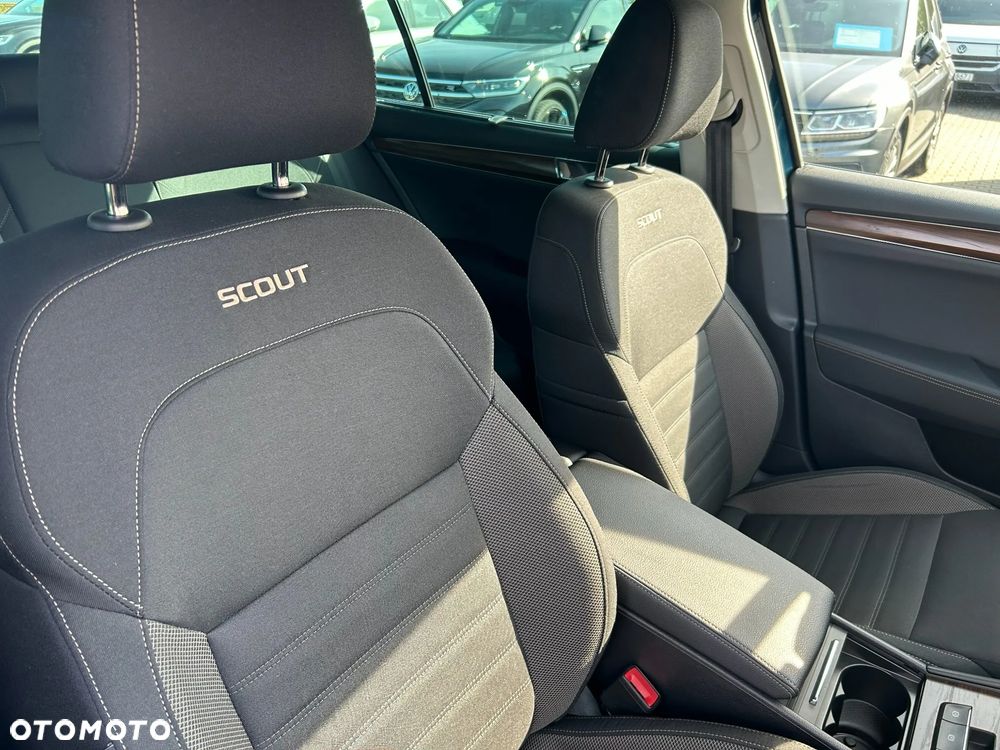 Skoda Superb 2.0 TSI 4x4 Scout DSG - 17