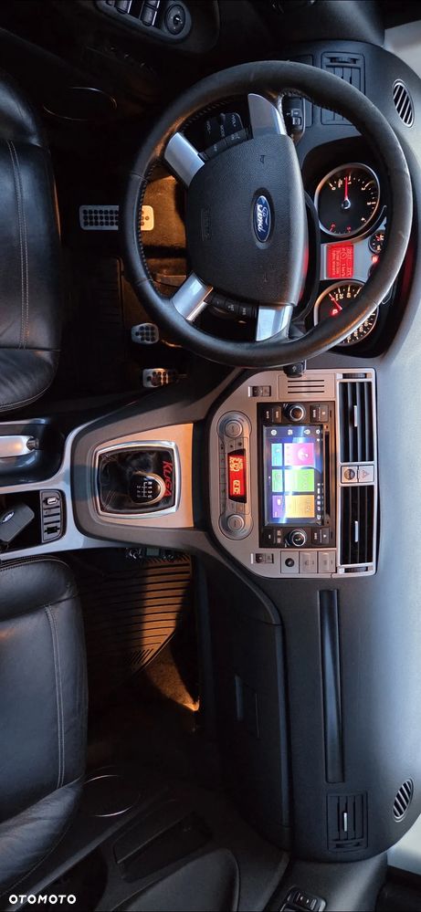 Ford Kuga 2.0 TDCi 4x4 Titanium - 10