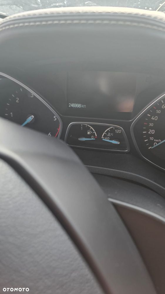 Ford Kuga 2.0 TDCi 4x4 Vignale - 10