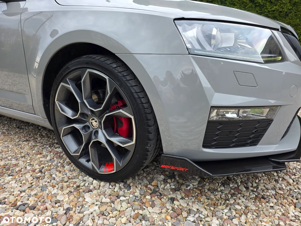 Skoda Octavia 2.0 TDI DSG RS - 18