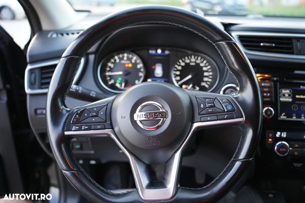 Nissan Qashqai 1.3 157CP 2WD DCT N-Connecta - 12