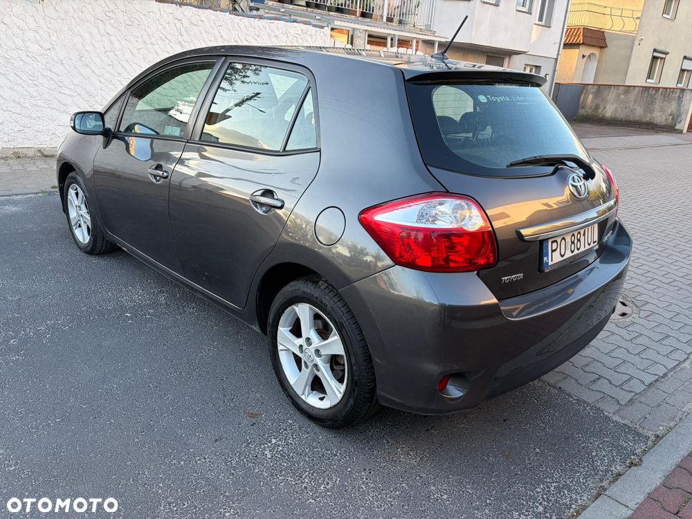 Toyota Auris 1.33 VVT-i Premium Comfort - 6