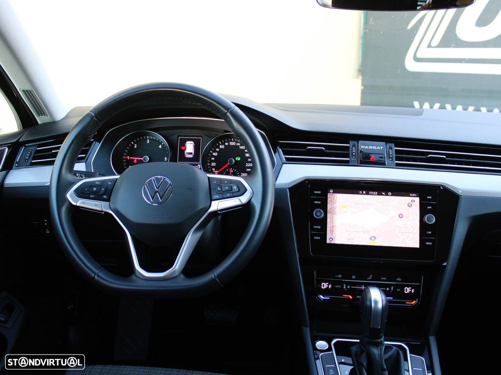 VW Passat Variant 2.0 TDi Business DSG - 4