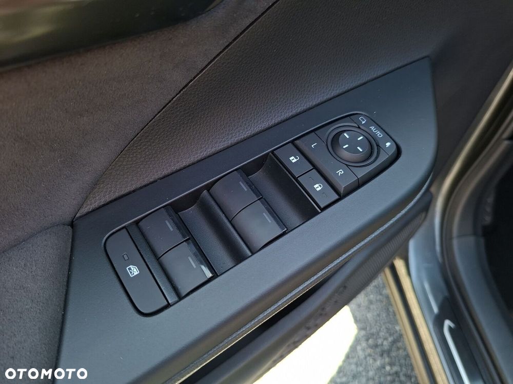 Toyota C-HR 1.8 Hybrid Executive - 22