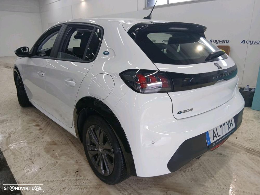 Peugeot e-208 50 kWh Active Pack - 2