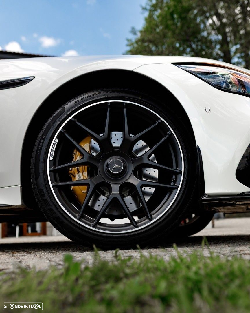 Mercedes-Benz AMG GT - 11