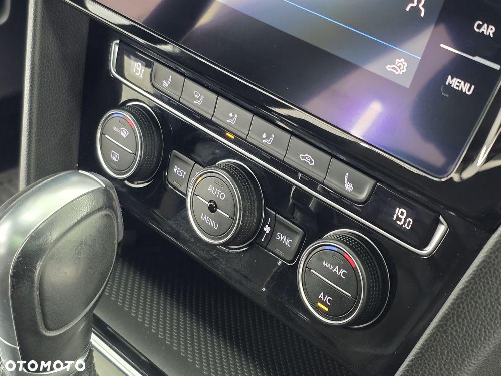 Volkswagen Arteon 2.0 TSI 4Motion R-Line DSG - 24