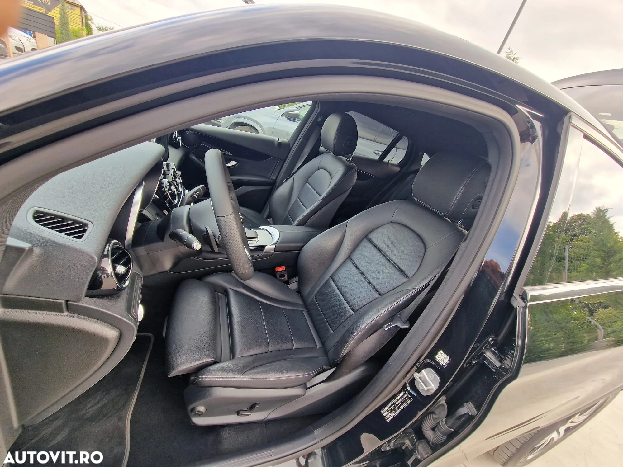 Mercedes-Benz GLC Coupe 220 d 4Matic 9G-TRONIC Exclusive - 14