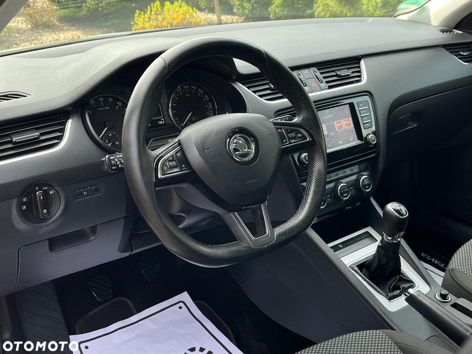 Skoda Octavia 1.6 TDI (Green tec) Ambition - 18