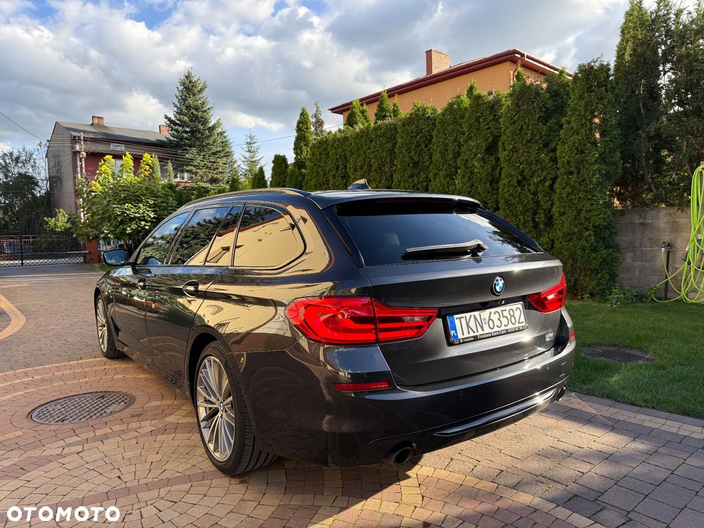 BMW Seria 5 520d Touring Sport Line - 12