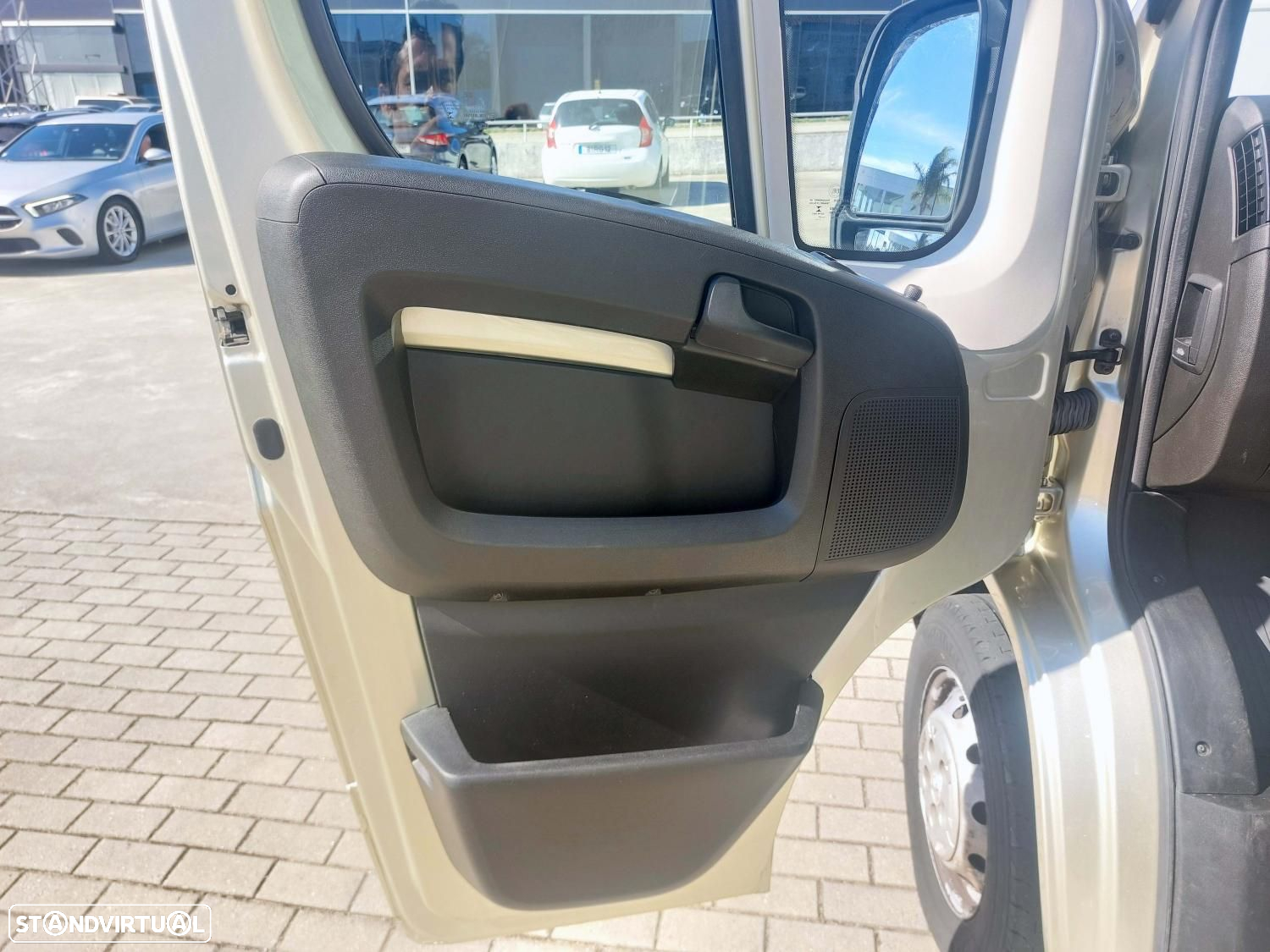 Peugeot Boxer 2.2 BlueHDi 330 L2H2 Premium - 140 cv - IVA Dedutível - 13