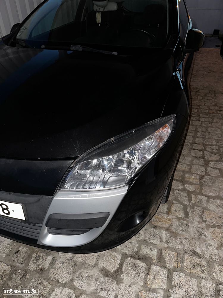 Renault Mégane Coupe 1.5 dCi Dynamique S - 8