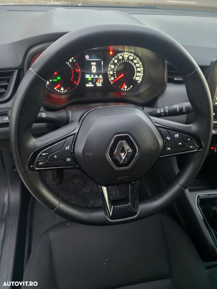 Renault Clio - 17