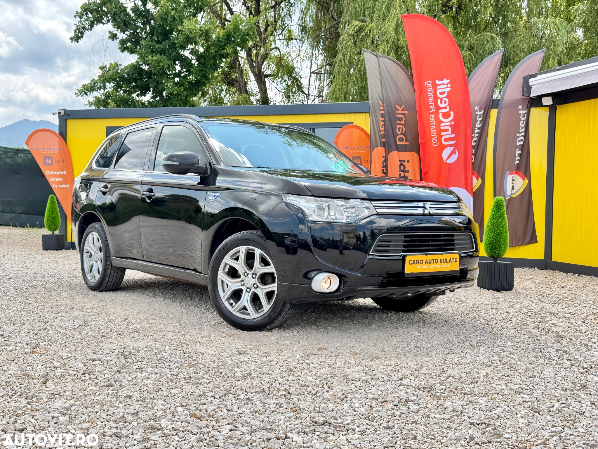 Mitsubishi Outlander 2.0 4WD Plug-In Hybrid - 6