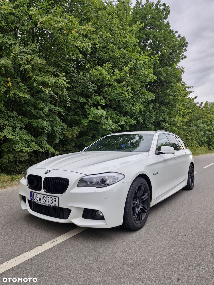 BMW Seria 5 525d - 2