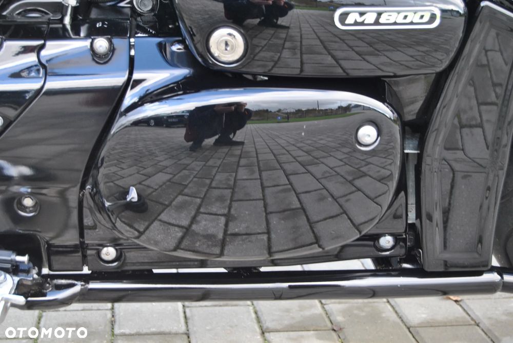 Suzuki Intruder - 37