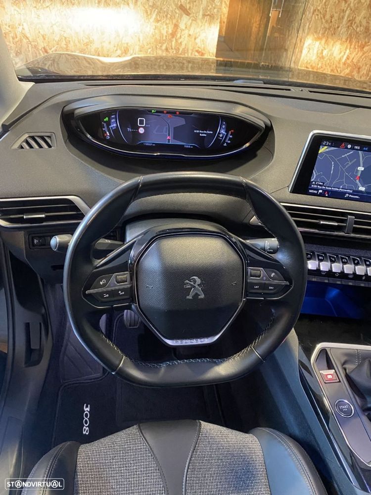 Peugeot 3008 1.5 BlueHDi Allure - 28
