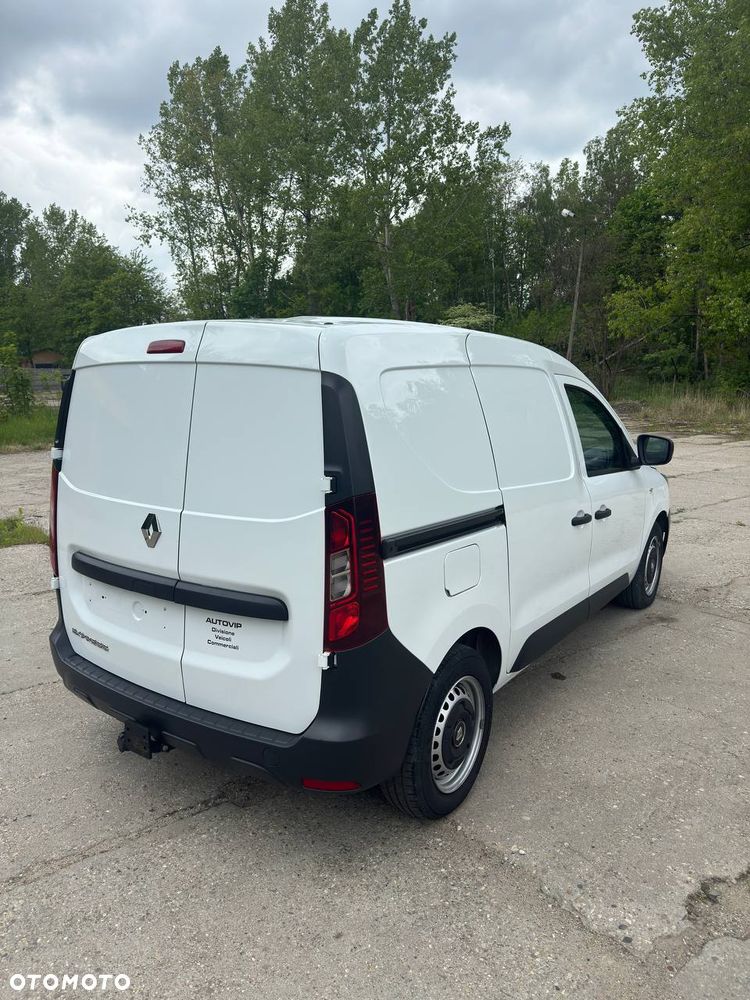 Renault Express - 10