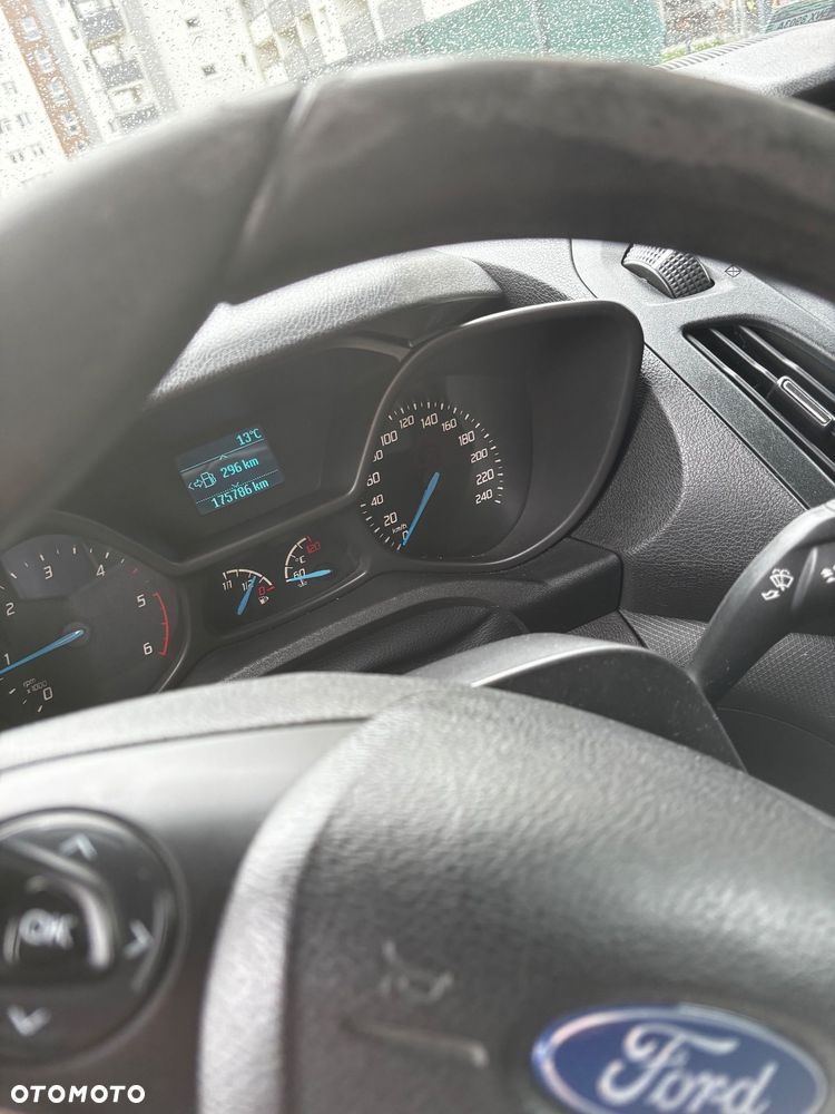 Ford Transit Connect - 4