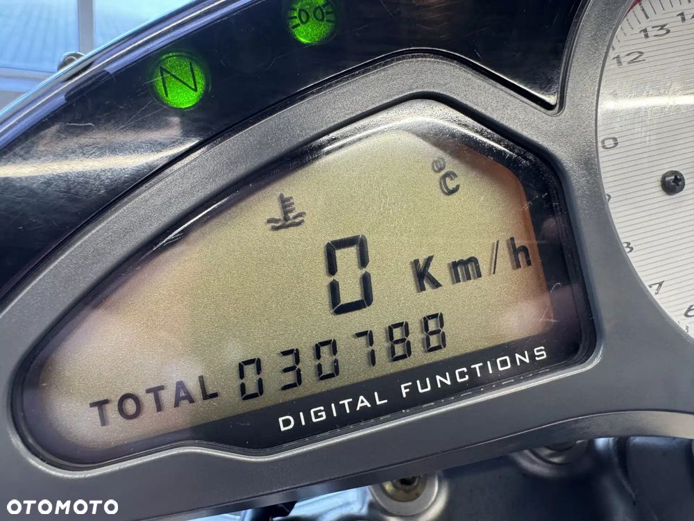 MV AGUSTA Brutale - 33