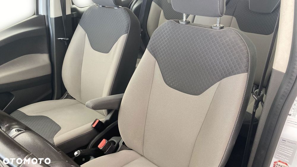 Ford Tourneo Courier 1.5 TDCi Trend - 11