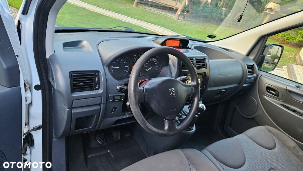 Peugeot Expert 2,0HDI 163KM L2 Długi 2016Rok Klima Webasto Kamera Nawigacja Hak Super Stan - 13