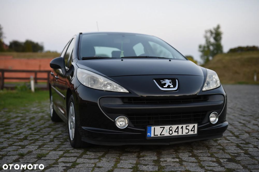 Peugeot 207 - 4