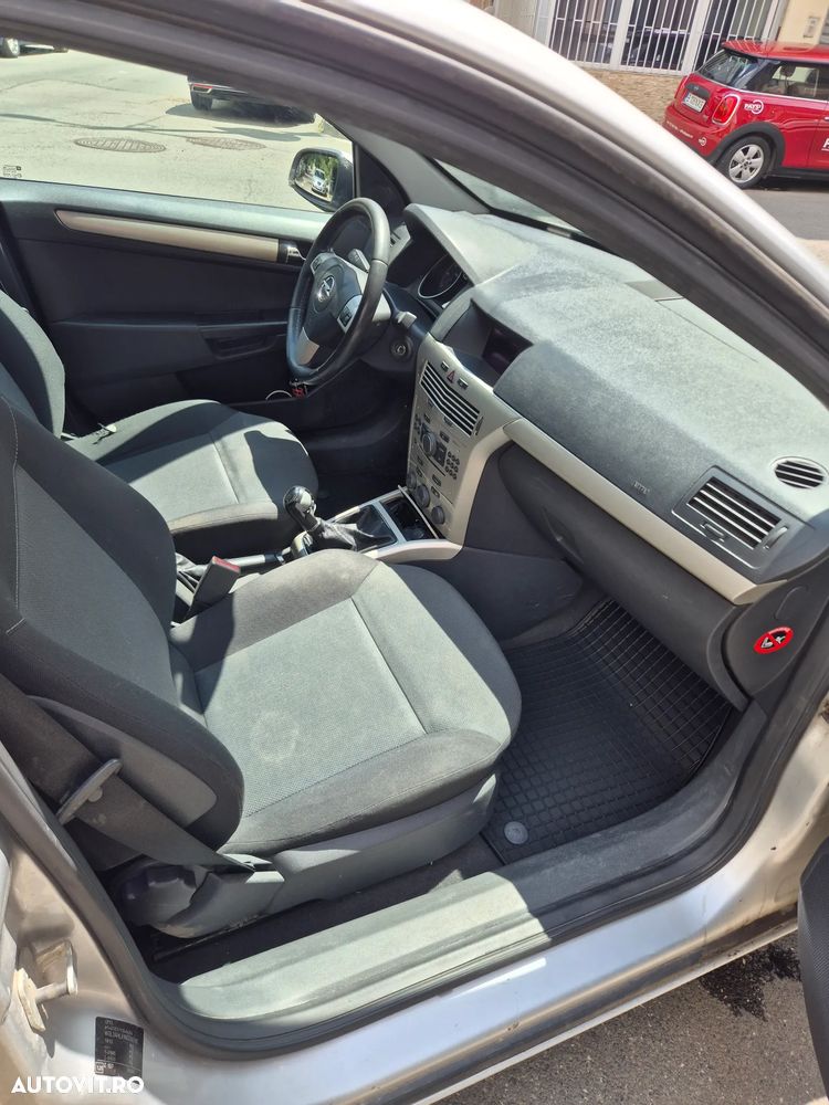 Opel Astra Classic III 1.7 CDTI - 2