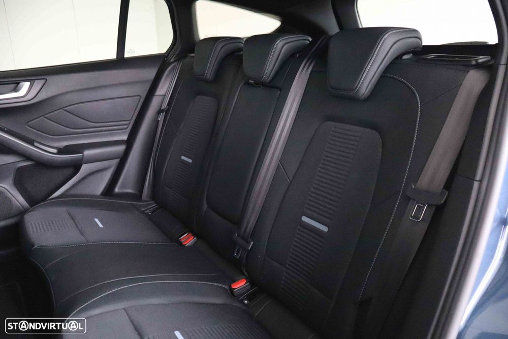 Ford Focus SW 1.0 EcoBoost Active Aut. - 42