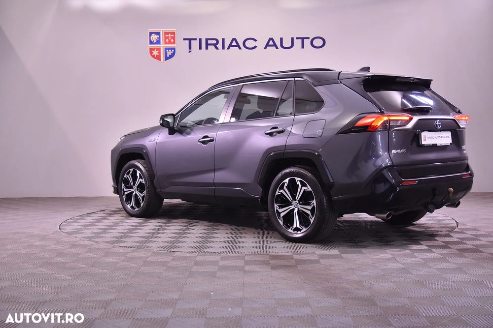 Toyota RAV4 - 4