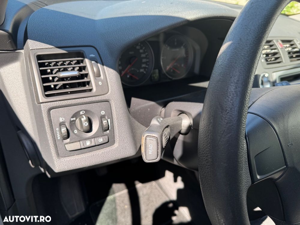 Volvo V50 - 10