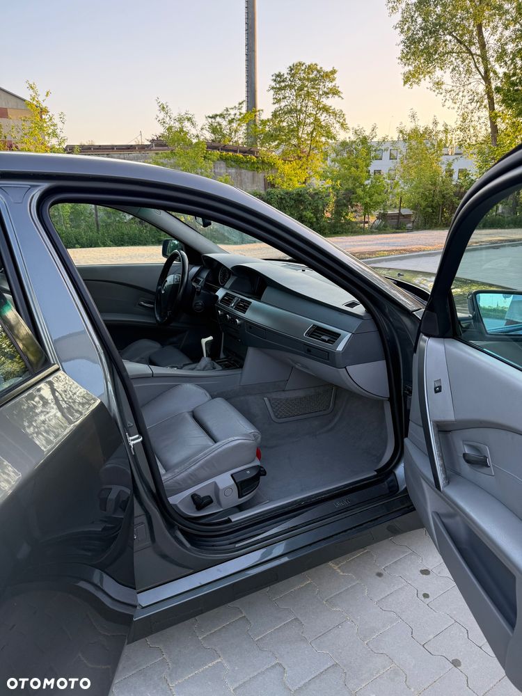 BMW Seria 5 520d - 6